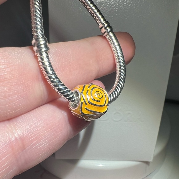 PANDORA Yellow Rose in Bloom Charm (One) - Picture 3 of 11